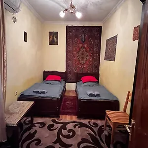  Проживание в семье Edlen